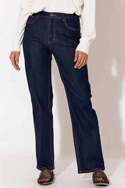 Straight Leg Jean Dark Denim adorne